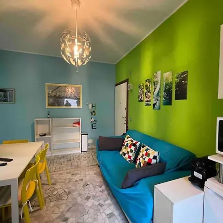 Bilocale Lambrate/citta Studi Lägenhet *